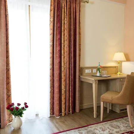 Otel Rebstock 4*